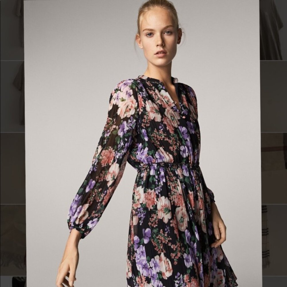 Massimo Dutti Black Floral Midi Dress – Pleated Skirt | Boho | Size 6